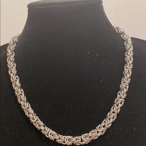 CHAINMAIL Aluminum Necklace Elegant